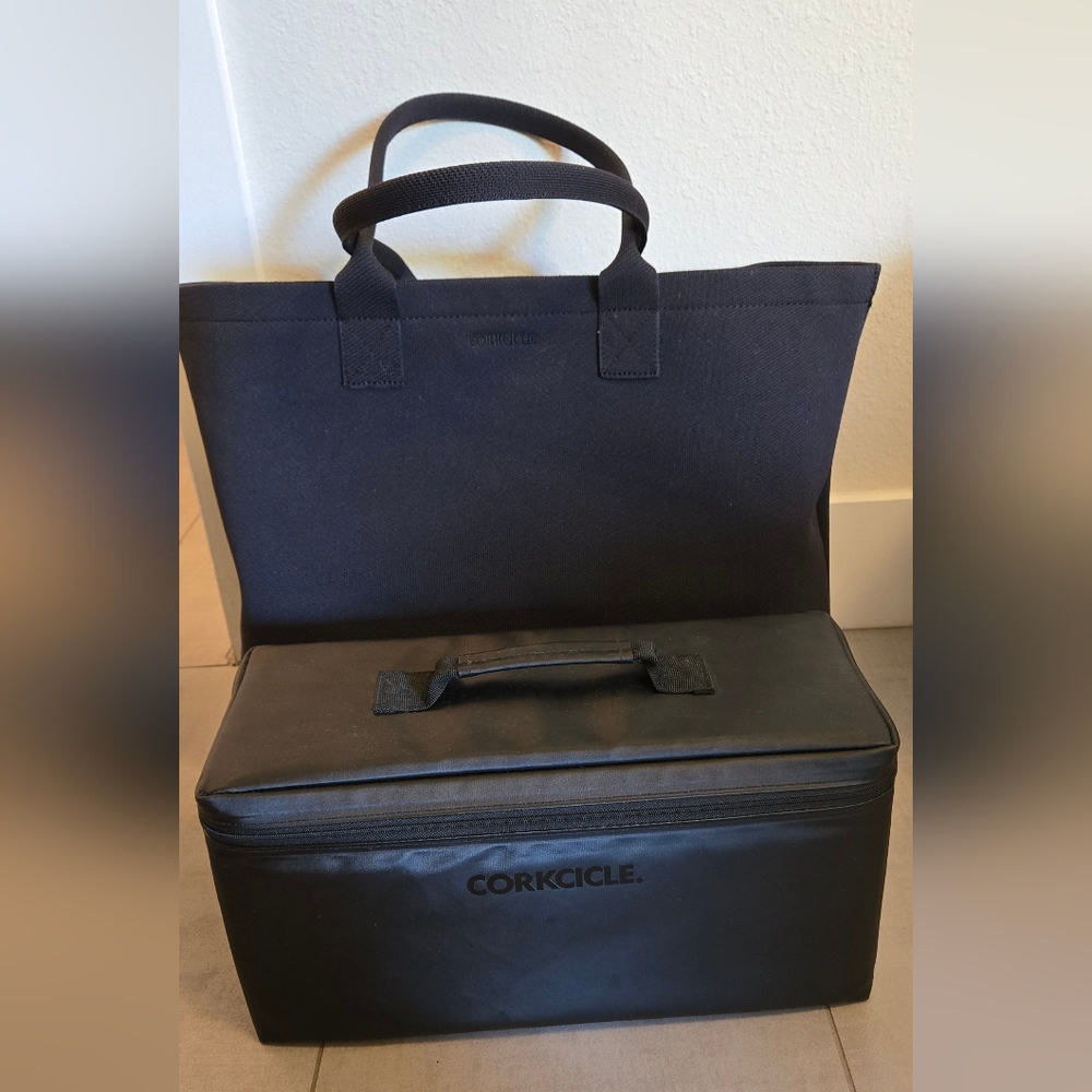 Corkcicle Tote With Cooler Bag Insert NWOT